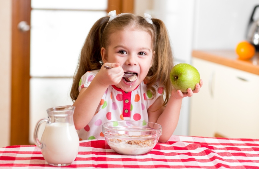 El desayuno: la energía y nutrientes que tus hijos necesitan para el cole